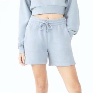 Aritzia TNA Cozy Fleece Boyfriend Sweatshort 5” Light Blue